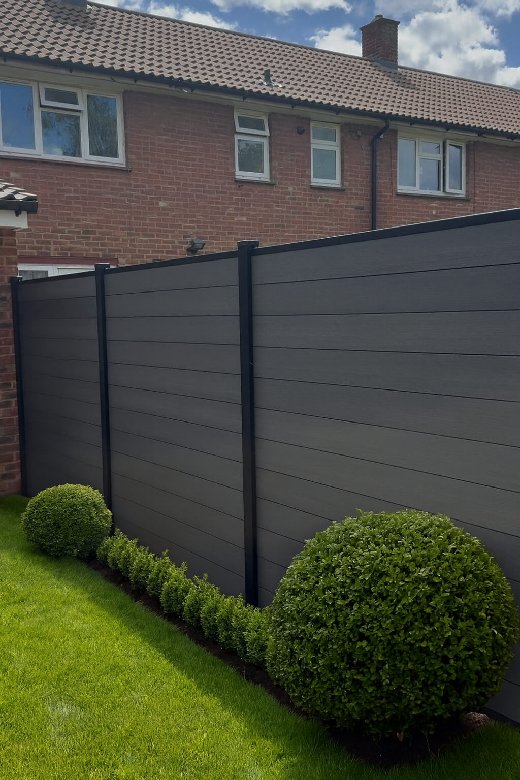 Modern Fence Panel Set - 1.8 m Height (Anthracite Grey)